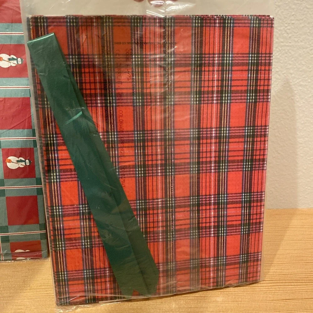 Vintage Gift Wrap‎ Sheets By CURRENT  Christmas Stickers Cards